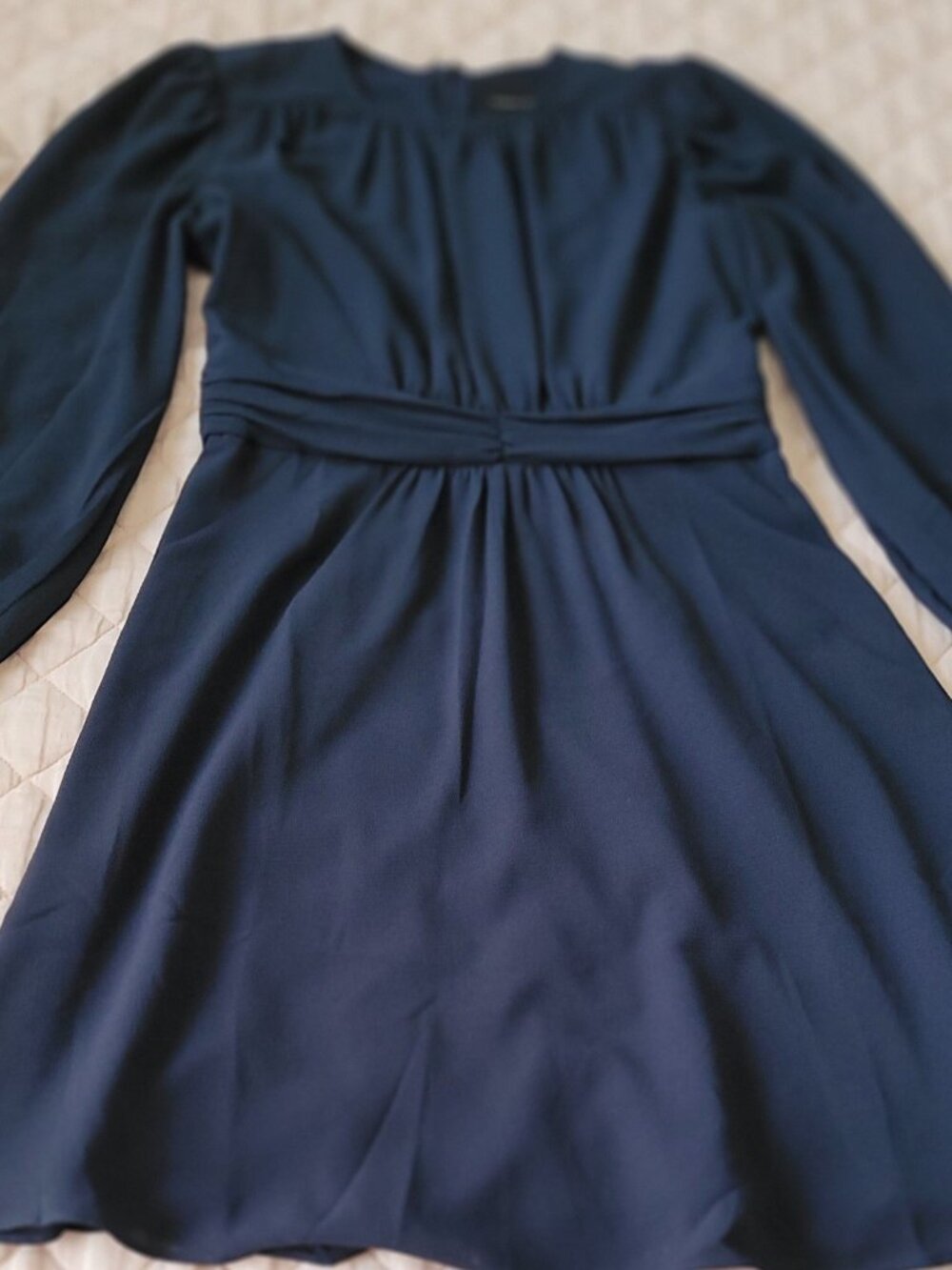 Navy Blue Mini Donna Morgan Size 2 long-sleeve dress.